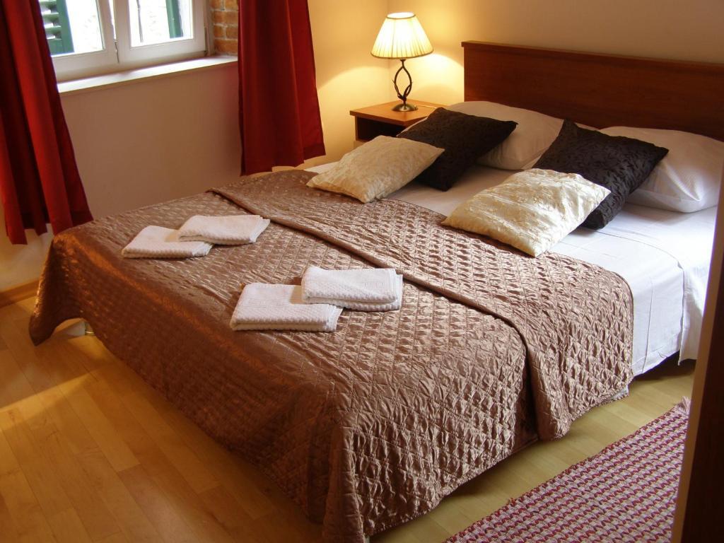 Artistic Apartment